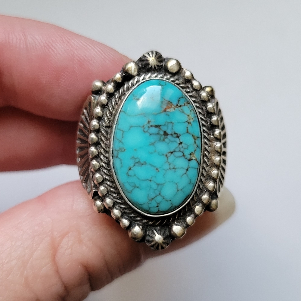 Sheila Tso Red Web Kingman Turquoise Ring